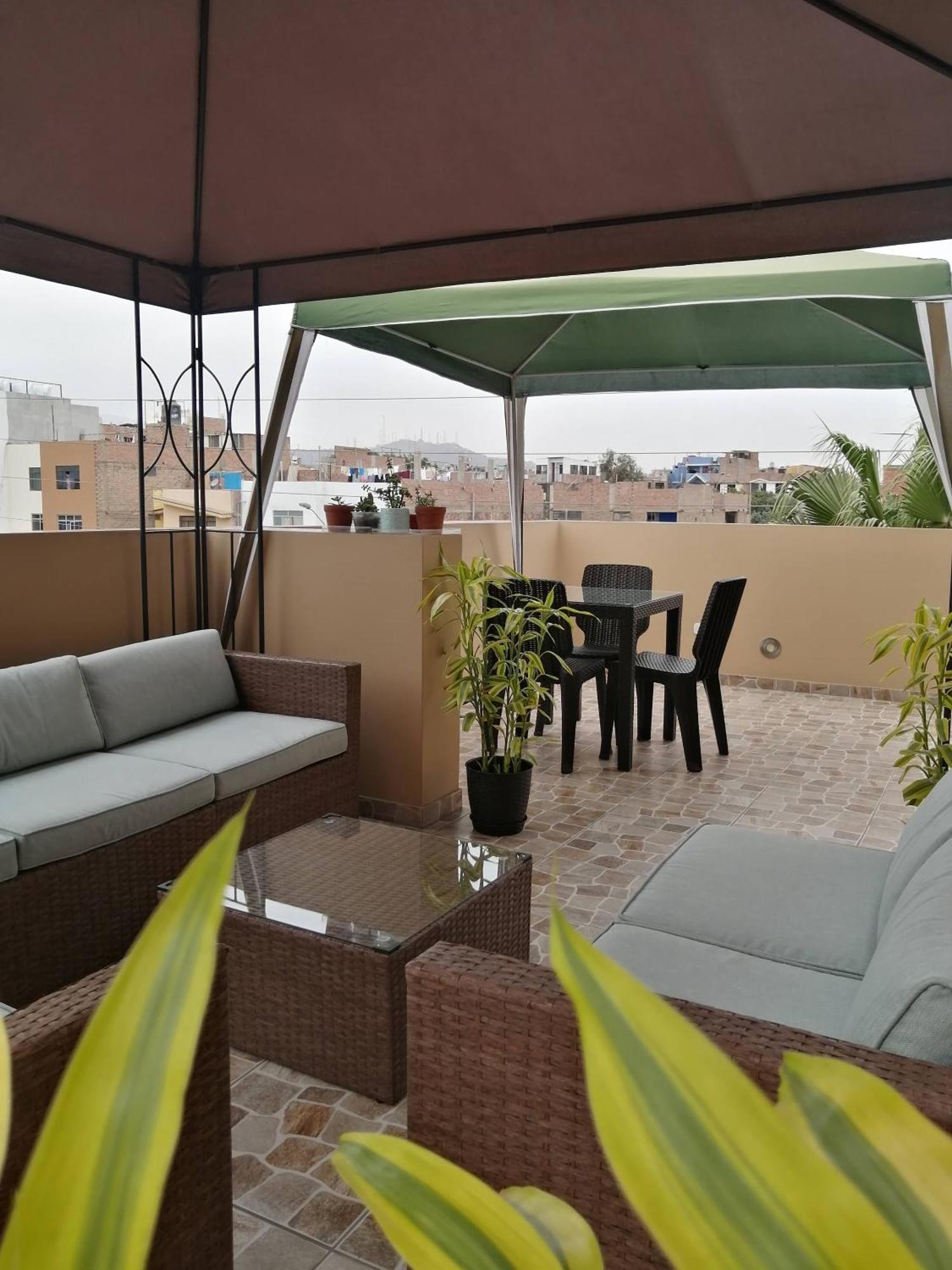 Matty House Apartment Лима Екстериор снимка